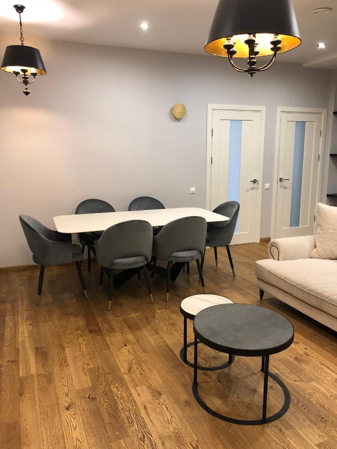 Home Apart Storozhovskaya Str.6 مينسك المظهر الخارجي الصورة